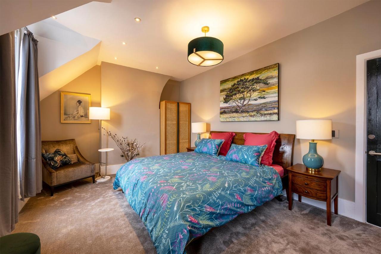 Luxury Central Home - Parking & Ev Point, Superking Bed Κάντεμπερι Εξωτερικό φωτογραφία
